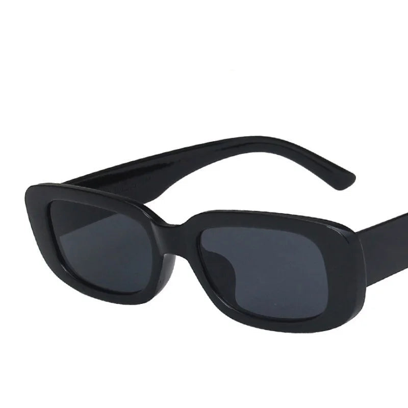 VintageShade – Rechthoekige zonnebril in retrostijl met UV400-bescherming voor dames