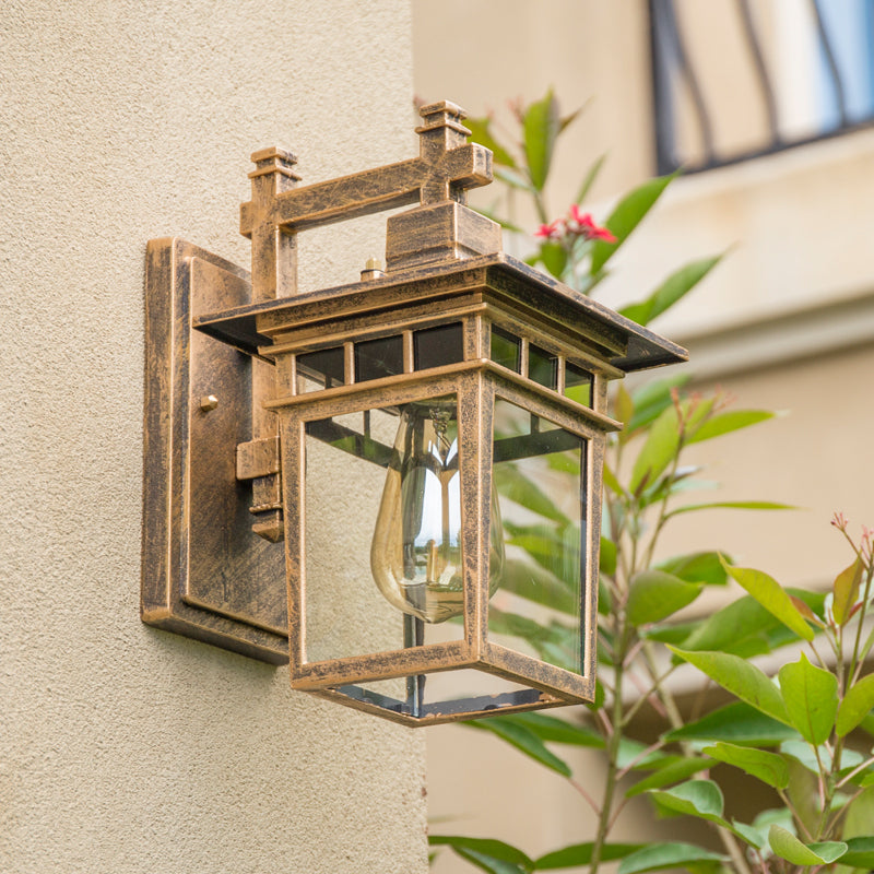 Outdoor Wall Light - Adjustable outdoor wall light with modern design & IP44 protection