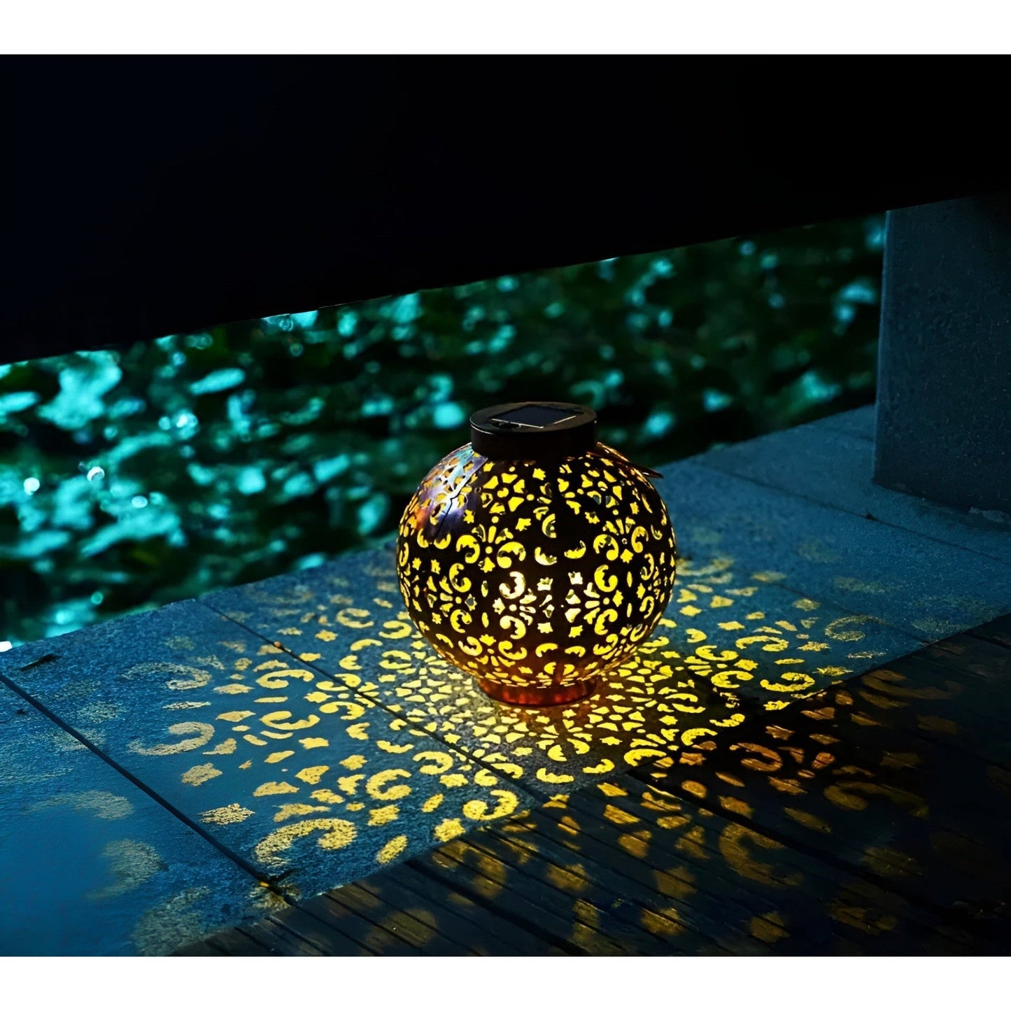 LUMINA GARDEN - Vintage solar garden light for timeless elegance