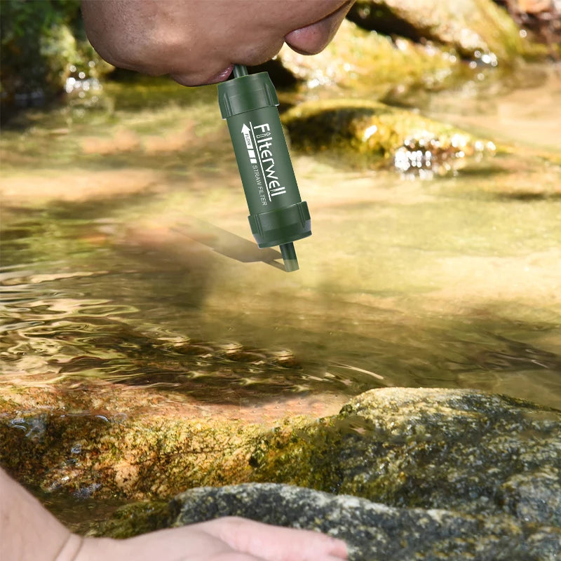 Westtune Mini Water Filter - Portable water filter straw for camping & emergencies