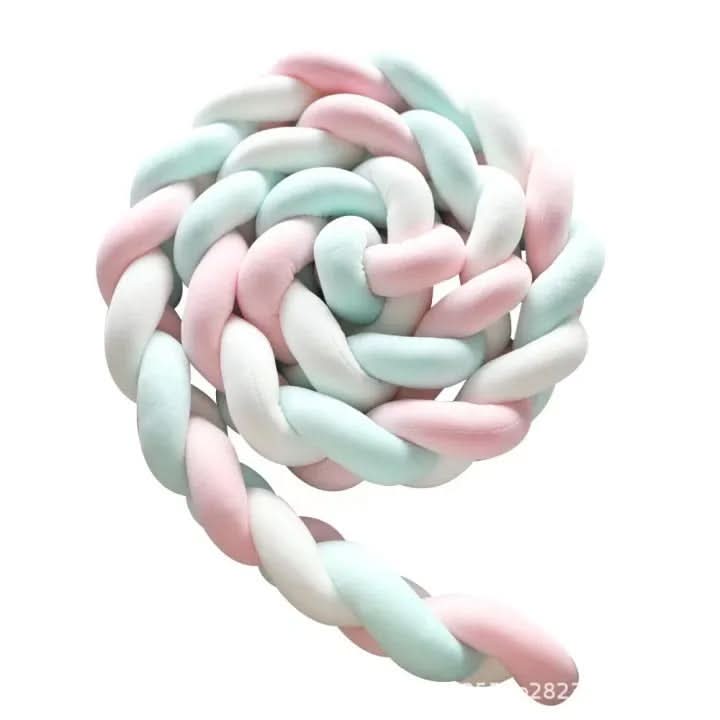 SnuggleNest - Cuscino per bambini intrecciato per un sonno sicuro e riposante