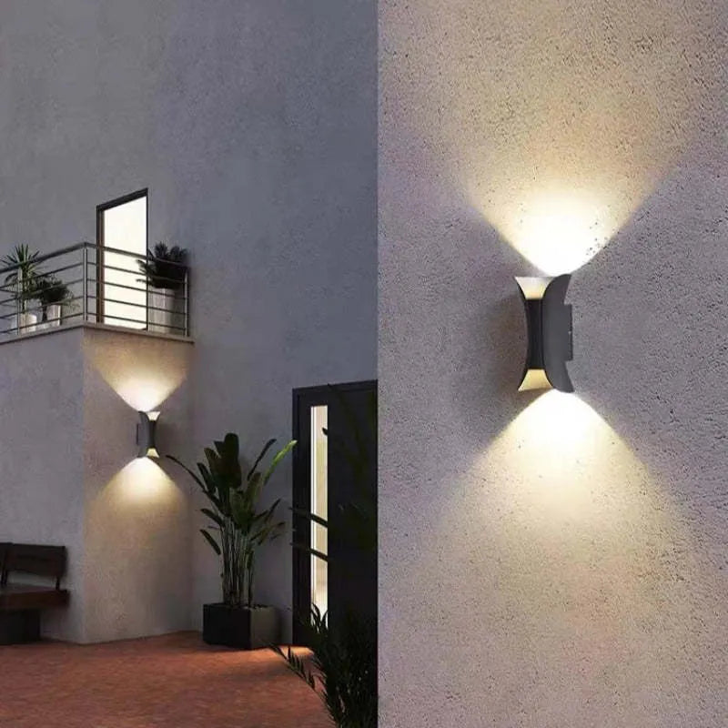Orr Curved Outdoor LED Light - Weatherproof wall light with IP65 protection