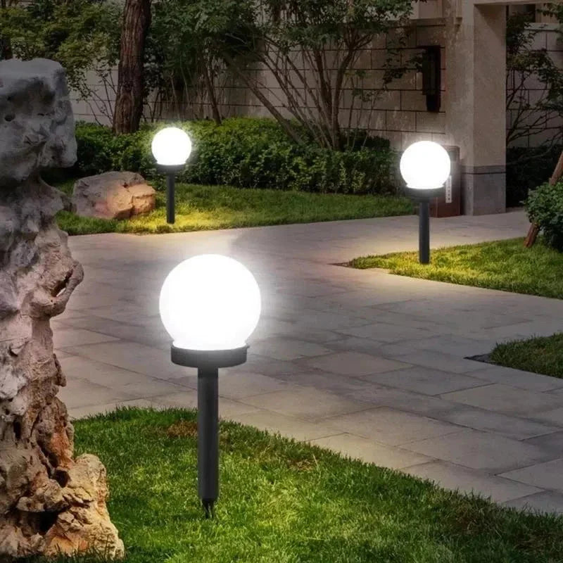 Lámpara solar de jardín LED Runde – Iluminación de jardín eficiente en energía y con estilo con control automático de luz