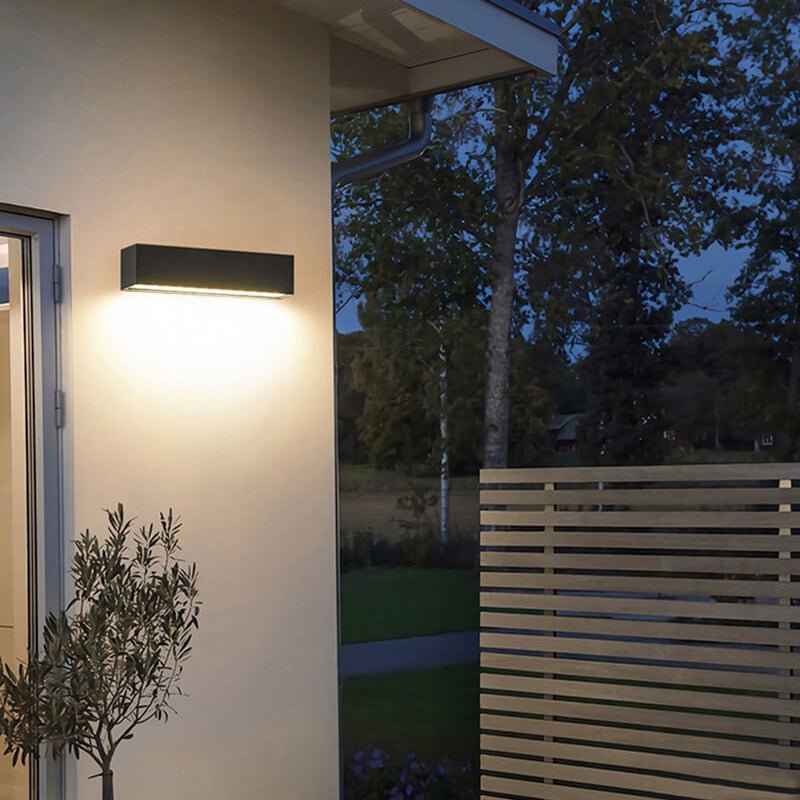 OUTLUME – Illuminazione a parete LED impermeabile per esterni