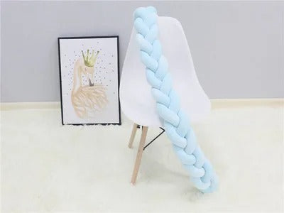 SnuggleNest - Woven baby pillow for safe and restful sleep