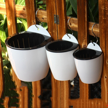Plantiva Vertical self-watering flower pot