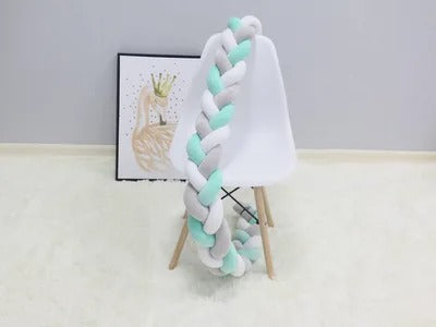 SnuggleNest - Woven baby pillow for safe and restful sleep