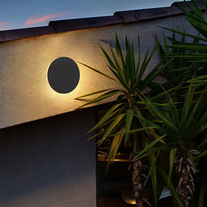 Orr Outdoor Wall Lamp - Minimalist LED wall light in round or square, IP65