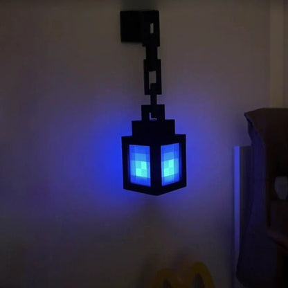 ARCADIA – Luz nocturna LED con diseño de píxeles, función recargable y vibras retro de videojuegos