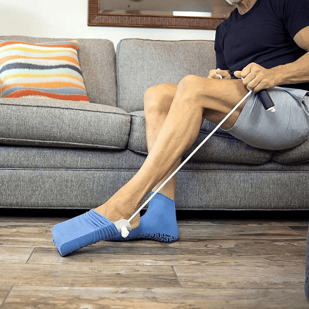 SOCKLIFT – Aiuto per infilare i calzini senza sforzo
