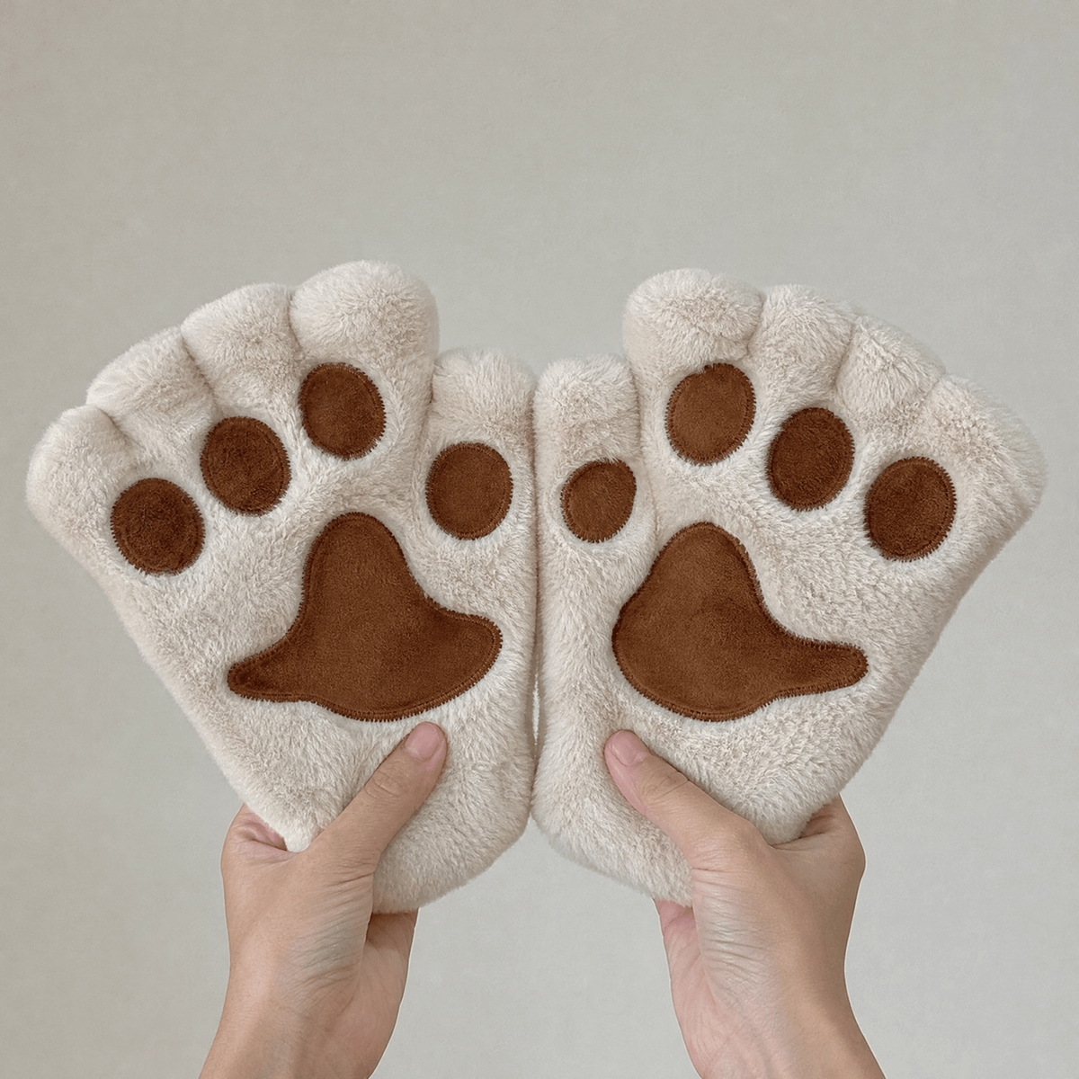 PAWLETTA – Mitaines en peluche à motif de pattes de chat