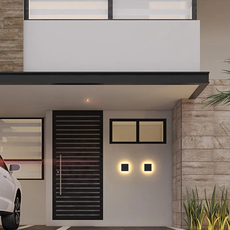 Orr Outdoor Wall Lamp - Minimalist LED wall light in round or square, IP65