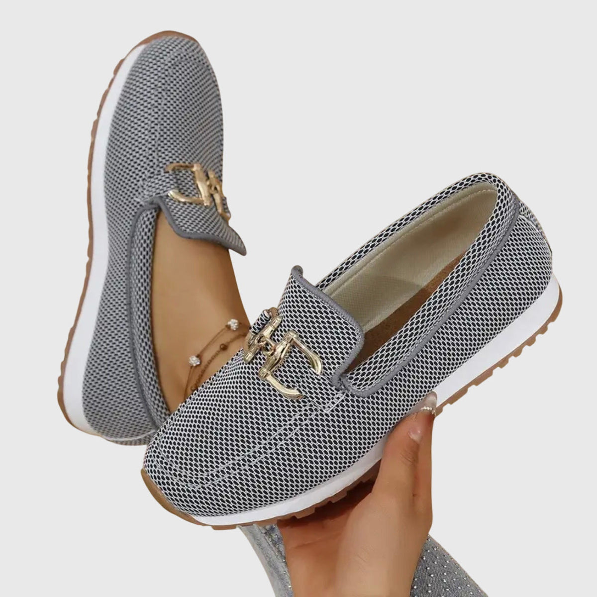 SERELLA – Elegante Damen-Loafer mit goldfarbener Zierschnalle