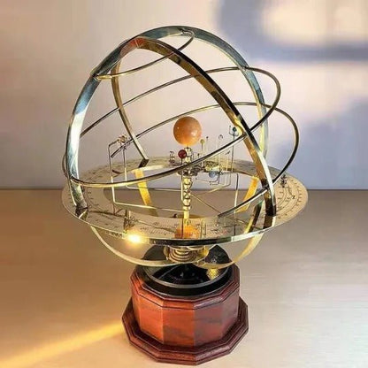 ASTROGLOBE – Sonnensystemmodell aus Messing mit allen 9 handgeformten Planeten 1