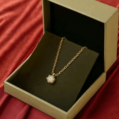 AURELIA ANHÄNGER – Zirkonia Halskette aus 925 Sterling Silber mit geometrischem Design 0