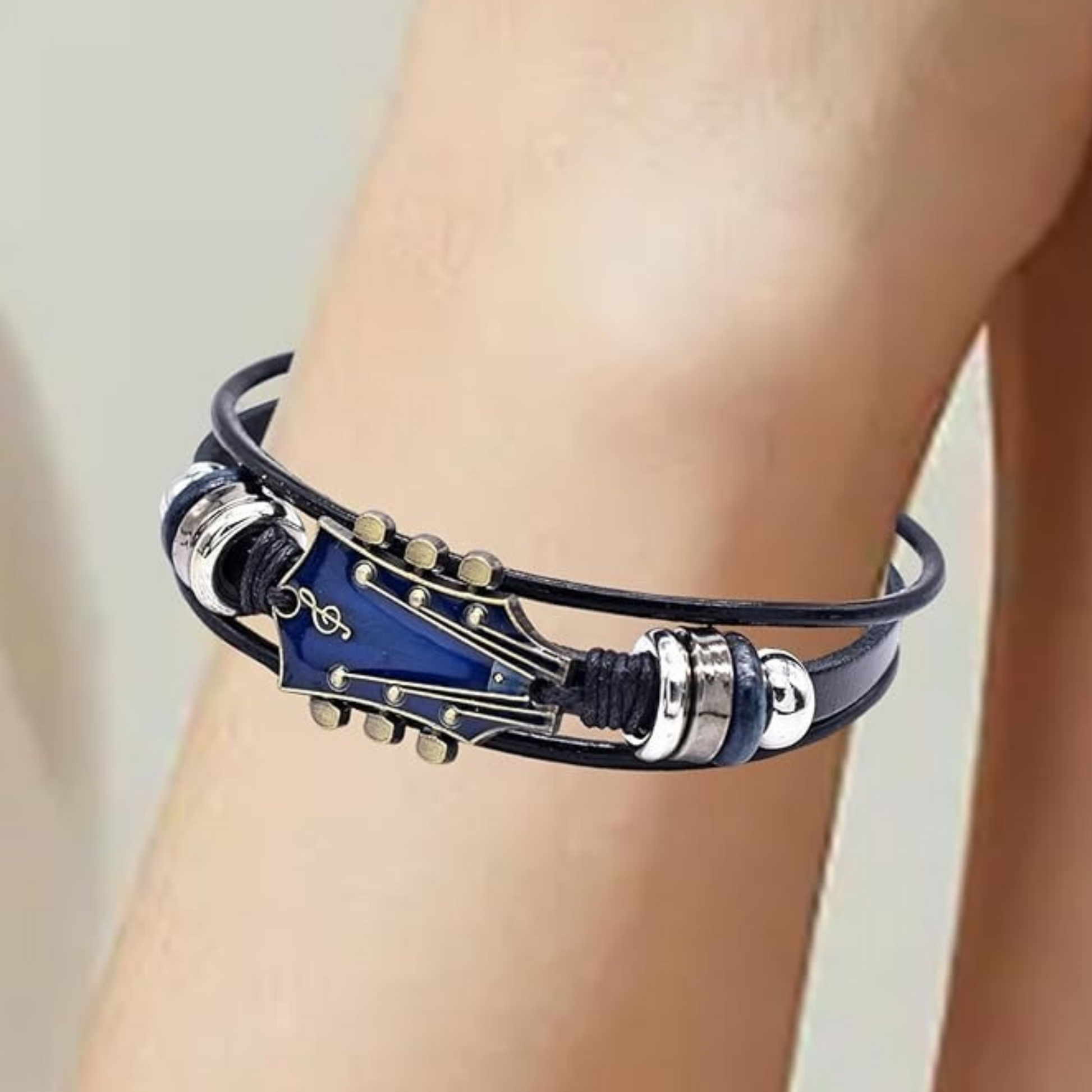 AXECHORD – Gitarren-Lederarmband mit Vintage-inspiriertem Design 3