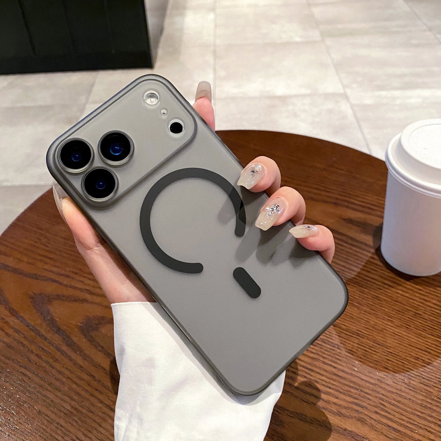 AuraClear – Ultradünne, matte, klare MagSafe-Hülle für iPhone 11-17 10