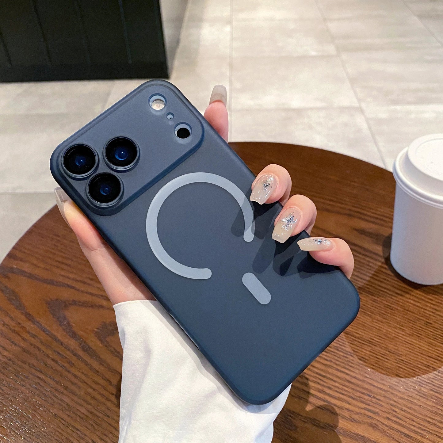 AuraClear – Ultradünne, matte, klare MagSafe-Hülle für iPhone 11-17 9