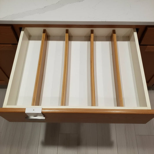 BAMDIV – Ausziehbarer Bambus-Schubladenorganizer für ordentliche Aufbewahrung 0