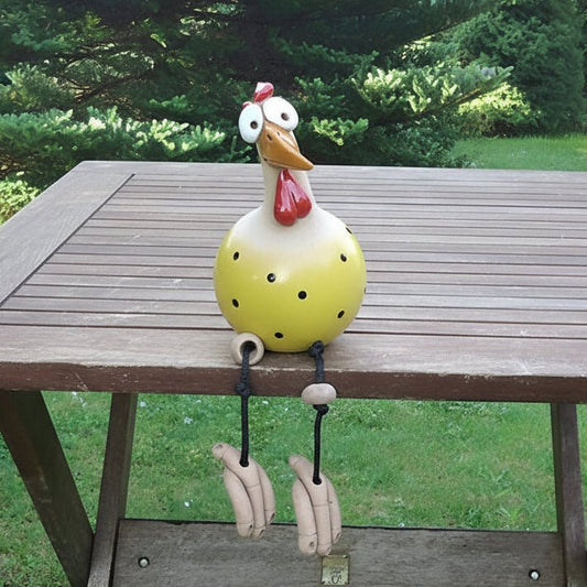 BIGEYE CHICK – Verspielte Gartenhühnerstatue mit tanzenden Beinen 0