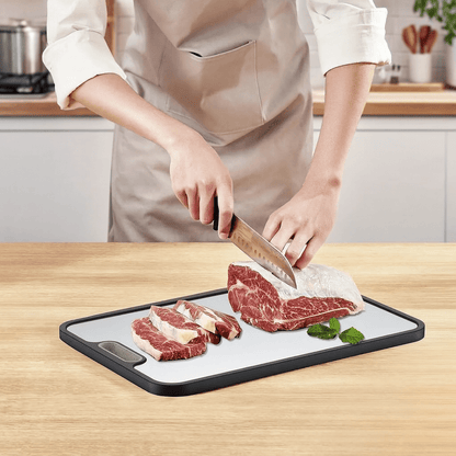 BLADE BOARD – Schneidebrett aus Titan mit beidseitig rutschfester Oberfläche 1