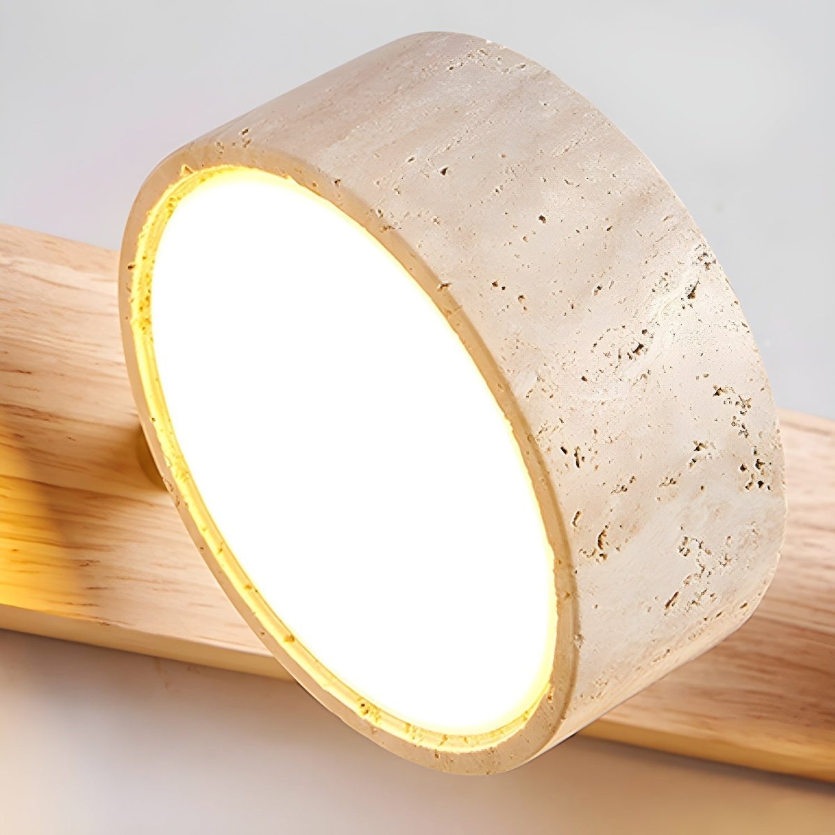 CAVÉRA – LED-Wandleuchte aus Travertin für architektonischen Luxus 7