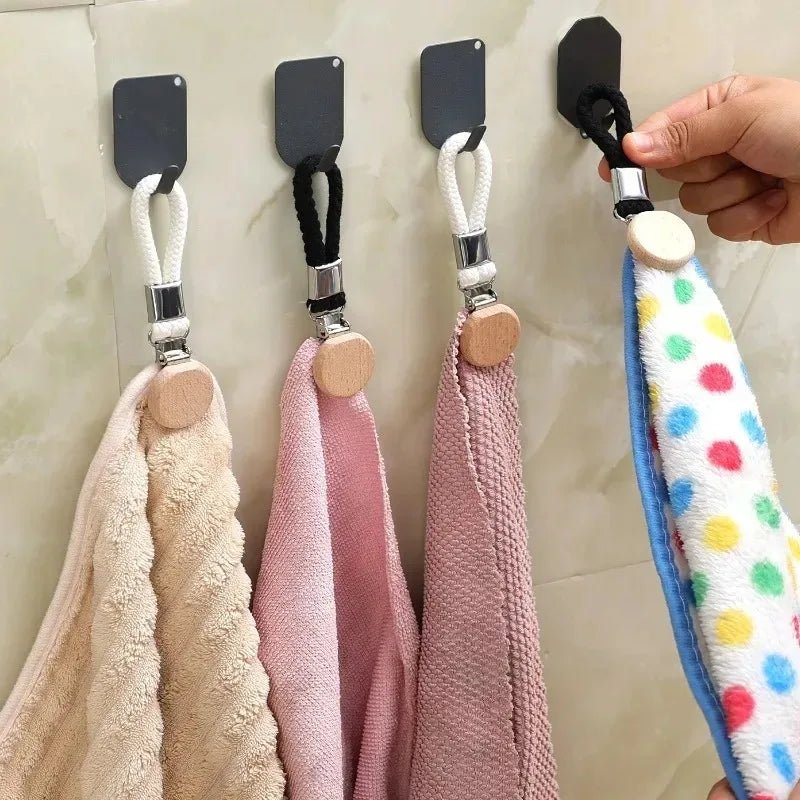 CLIPORA – Tragbarer Handtuchclip aus Metall mit bohrfreier, multifunktionaler Badezimmeraufbewahrung 1