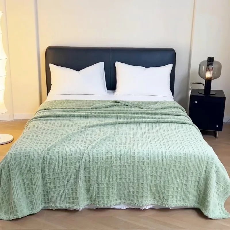 COMFORTWAFFLE – Thick velvet waffle blanket for cozy warmth in everyday life 3