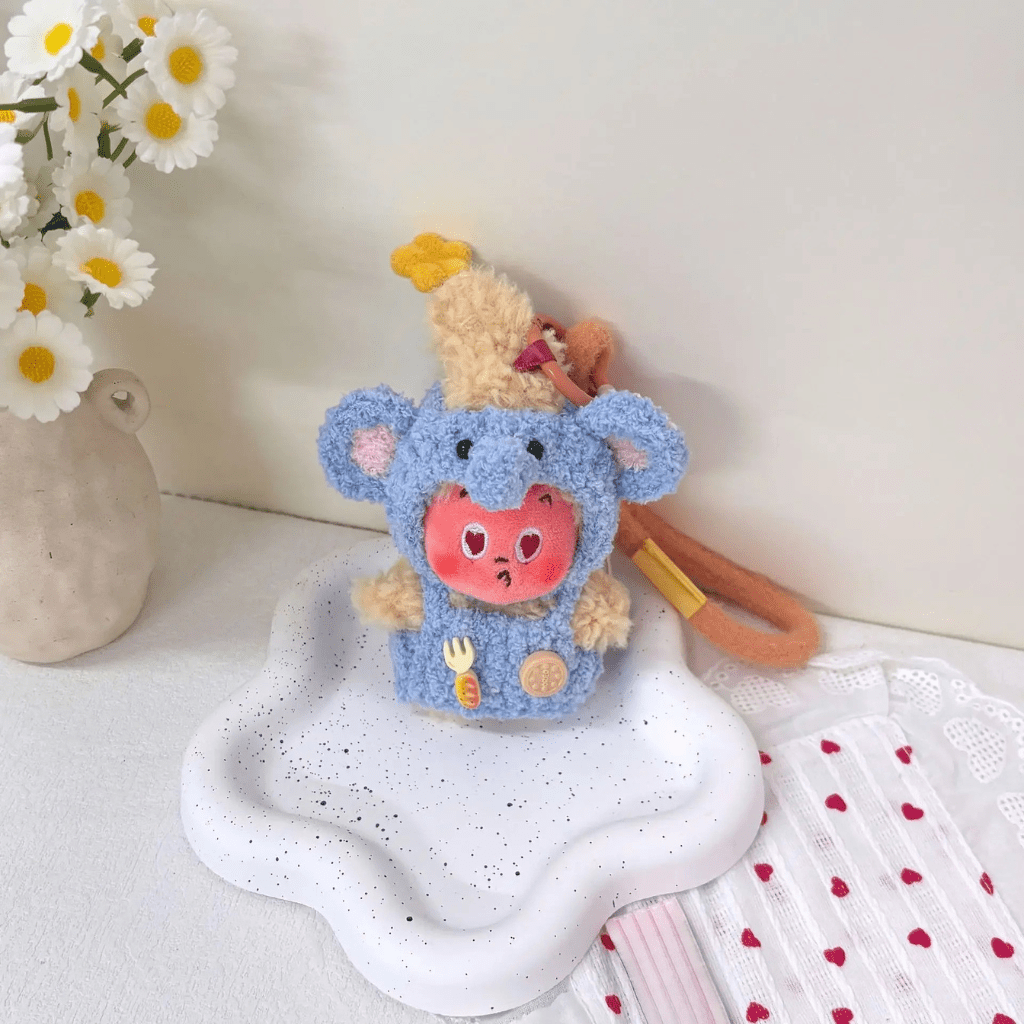 DREAMTAILOR – Handgefertigtes Plüschoutfit für bezaubernde Puppen