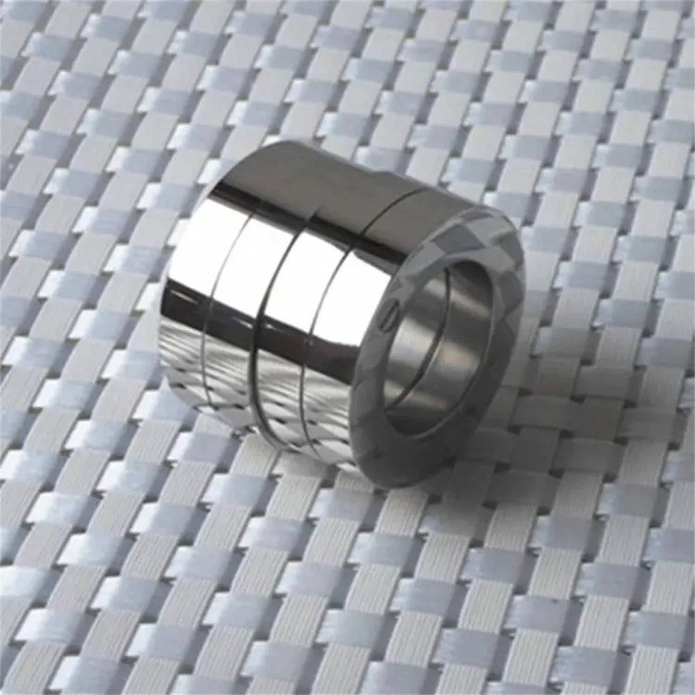DefendRing Taktischer Faltring | Selbstverteidigungsring aus Edelstahl | Drehbares Design | Stilvolles Schutzzubehör 5