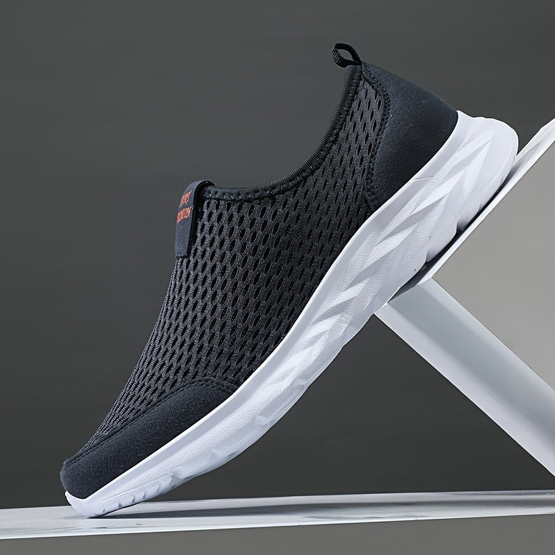AIRWALK Slip-On - Breathable men's sneakers for easy walking