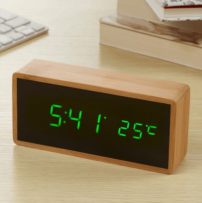 ECOCLOCK – LED-Wecker aus Bambus mit Zeit- und Temperaturanzeige 5