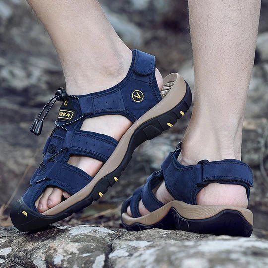 ELEGANCEURBAN – Herren-Wandersandalen mit geschlossener Zehenpartie und verstellbarer Passform 1