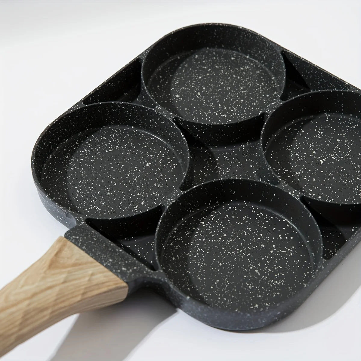 OVELLETTE – Versatile 4-Hole Omelette Pan for Quick Breakfast