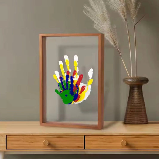 Erinnerungsrahmen „Kleine Hände“ | Halten Sie Hand- und Fußabdrücke von Babys fest | Sicherer Erinnerungsrahmen aus Ton | Montessori-Kinderzimmerdekor 0
