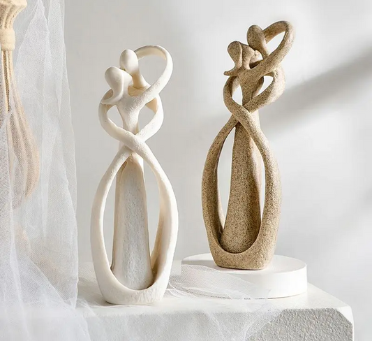 ETERNAL EMBRACE - Abstract sculpture as a symbol of timeless love