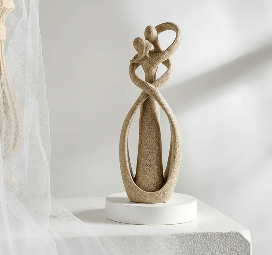 ETERNAL EMBRACE - Abstract sculpture as a symbol of timeless love