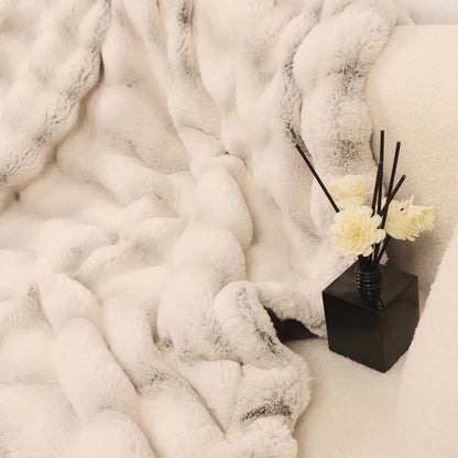 FLEECIFY – Kuschelige Fleecedecke aus Kaninchenfell mit doppelseitiger Weichheit 3