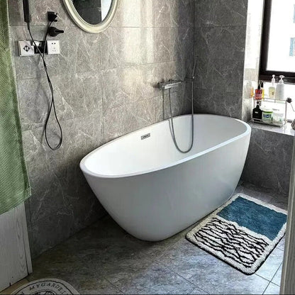 FORMIVA – Abstrakte, handgefertigte Badematte mit rutschfester Unterseite für das Badezimmer 7