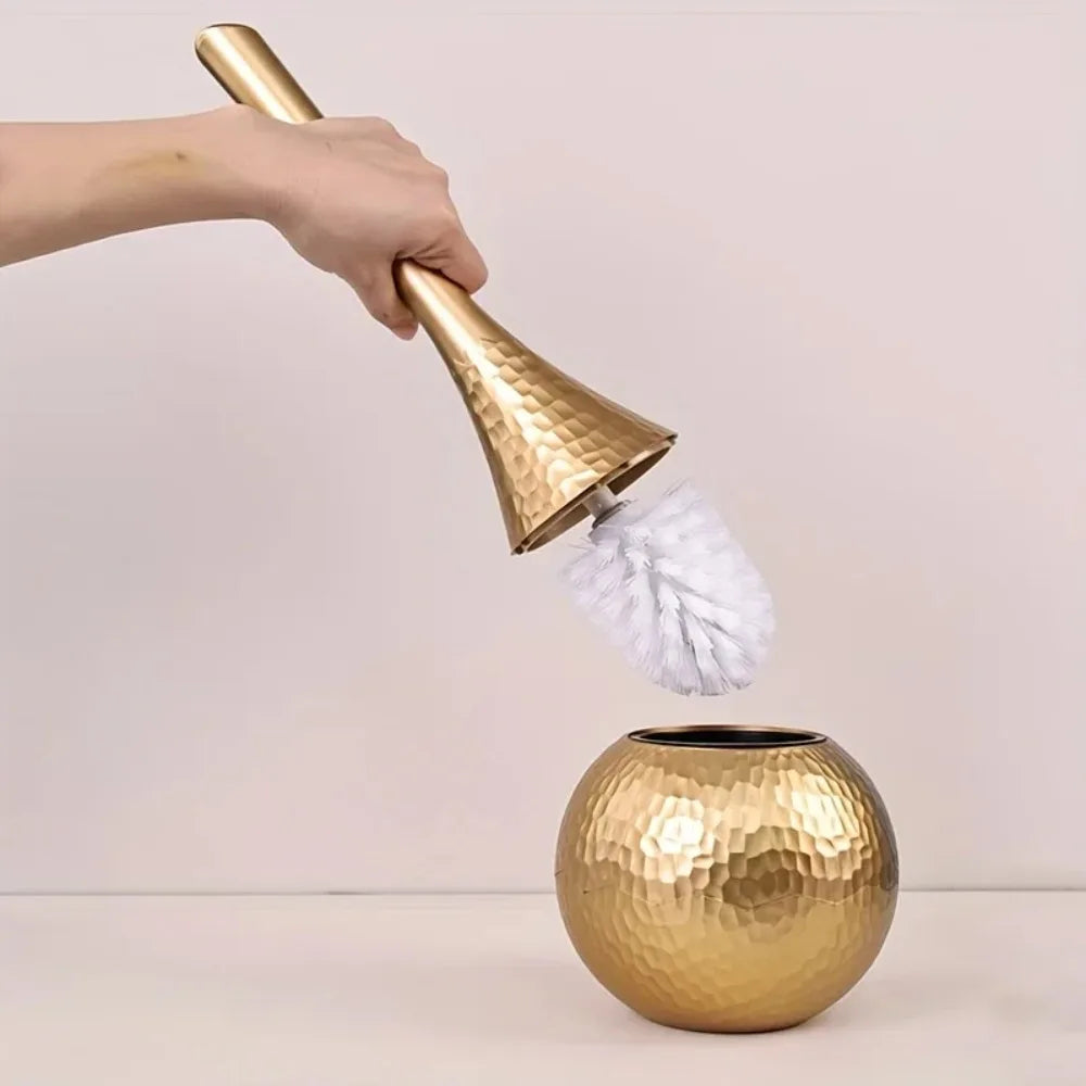 GoldenLuxe Toilettenbürste | Luxuriöses Badezimmer-Accessoire | Modernes Golddesign | Hygienisches Reinigungswerkzeug 2