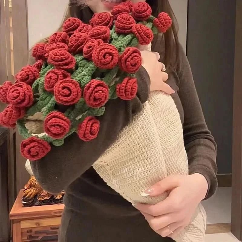 FLORAVA – Manta artesanal con diseño de rosas