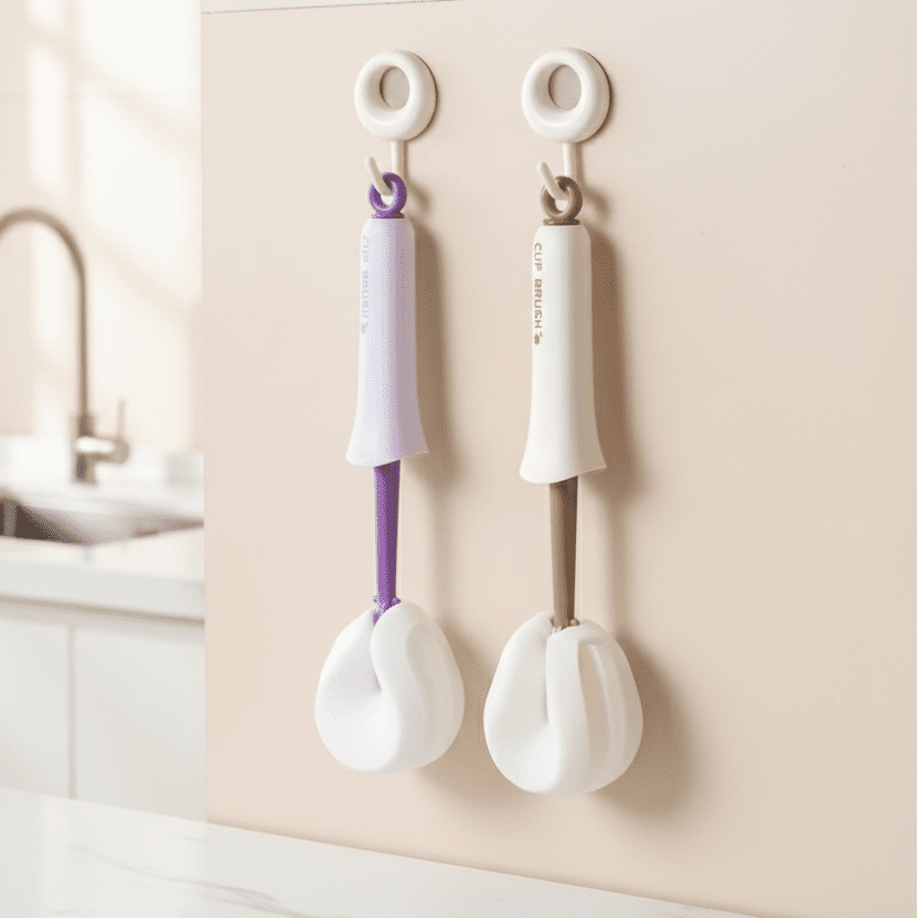 SCRUBORA – 2-in-1 sponge brush with integrated straw brush