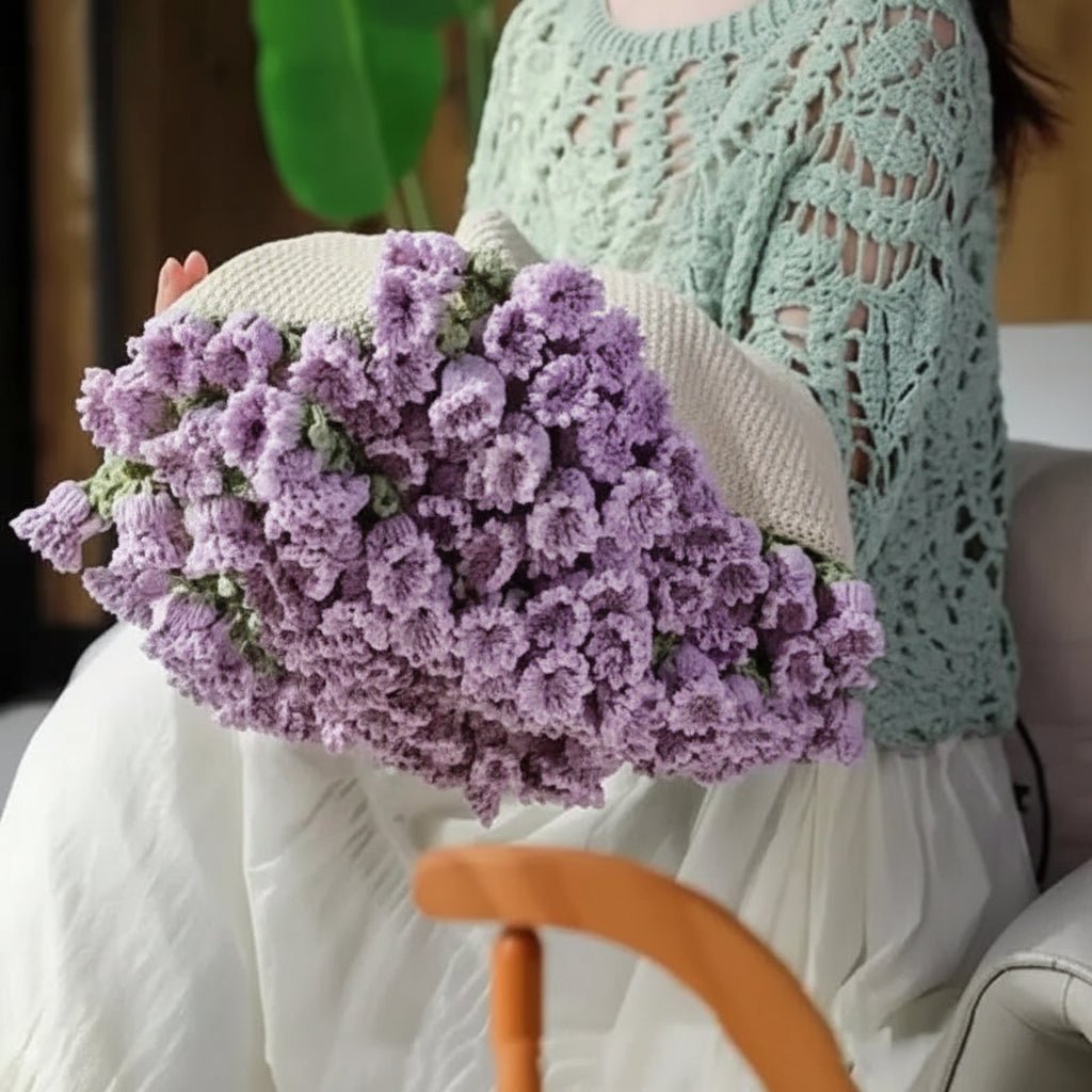 FLORAVA – Manta artesanal con diseño de rosas