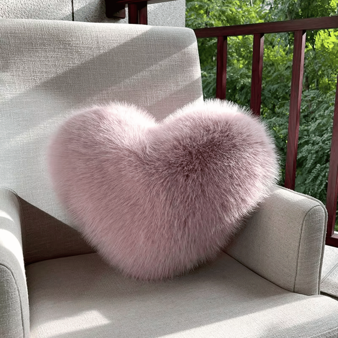 HEARTLUX – Weiches Herzkissen aus Kunstfell für moderne Wohndekoration 5