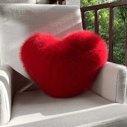 HEARTLUX – Weiches Herzkissen aus Kunstfell für moderne Wohndekoration 6