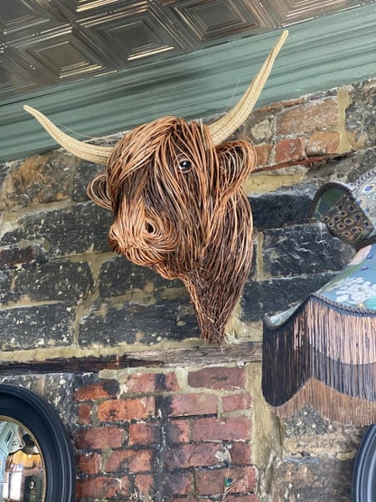 Highland Art – Decorazione da parete rustica a forma di testa di mucca per una casa unica