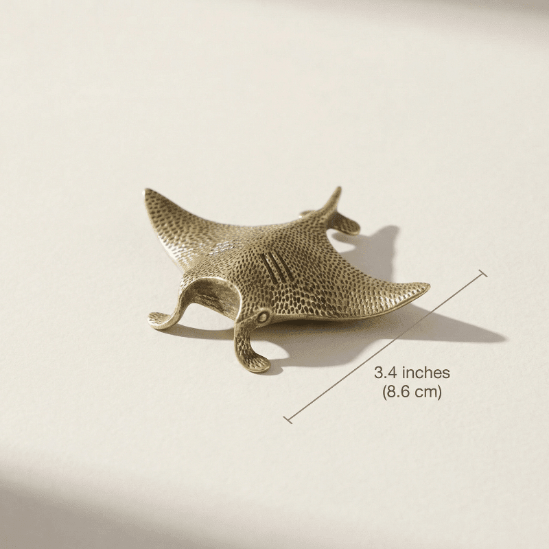 Handgefertigte Messing-Mantarochen-Skulptur – Elegante Wohndekoration mit Ozean-Thema 7