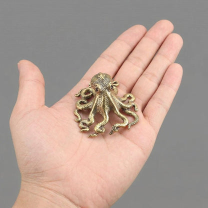 Handgefertigte Messing-Oktopus-Skulptur für stilvolle Dekoration 6