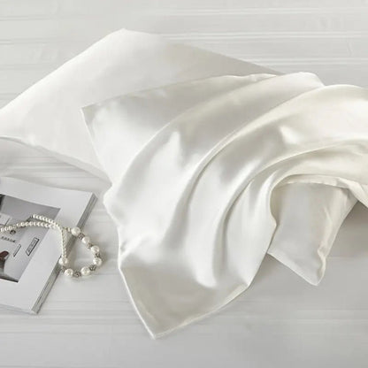 SilkGlow Pillowcase – Luxurious Silk Pillowcases for Gentle Sleep