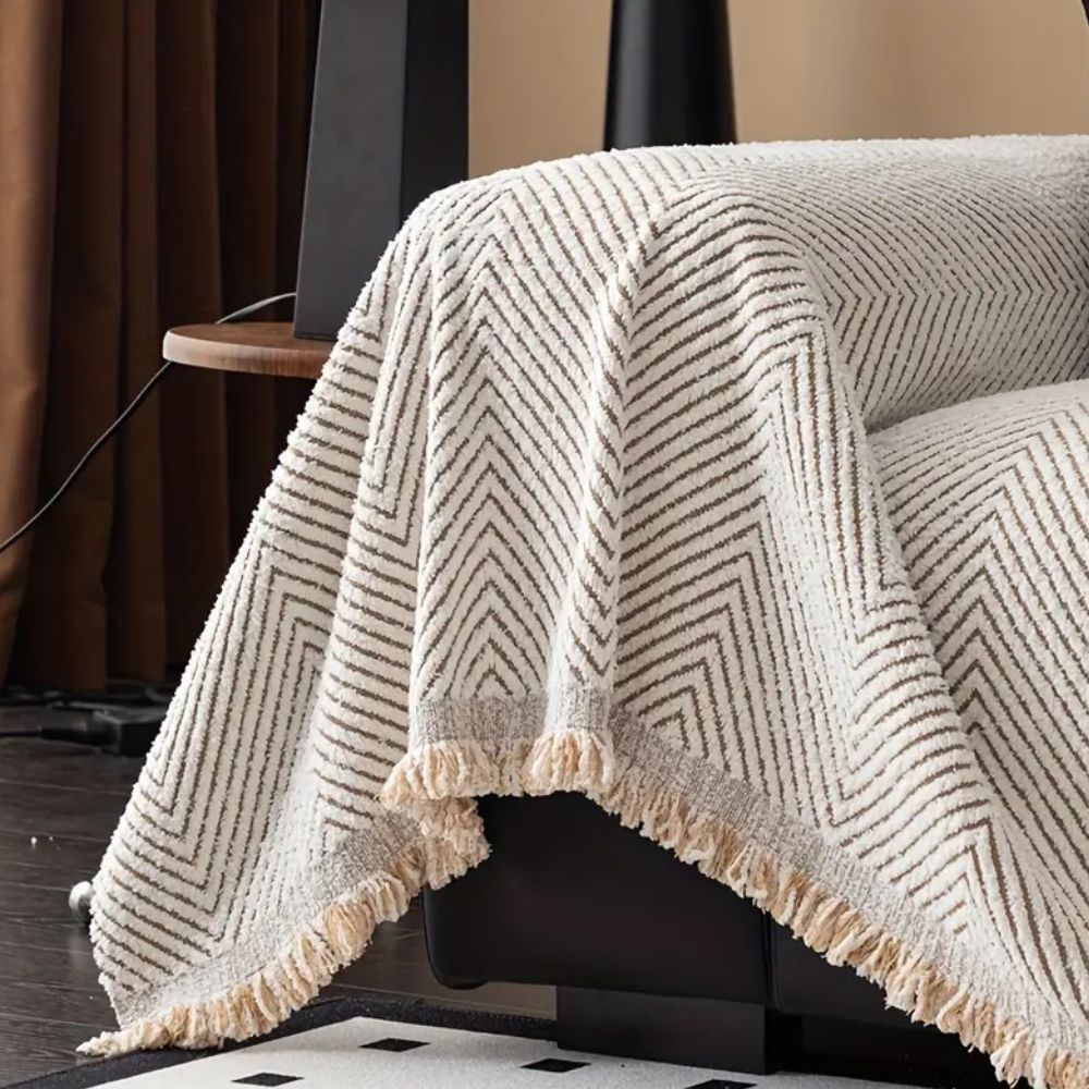 PlushGuard – Herringbone Sofa Cover, Splash-Proof and Non-Slip